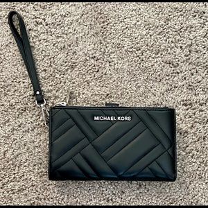 Michael Kors Peyton Phone Wristlet